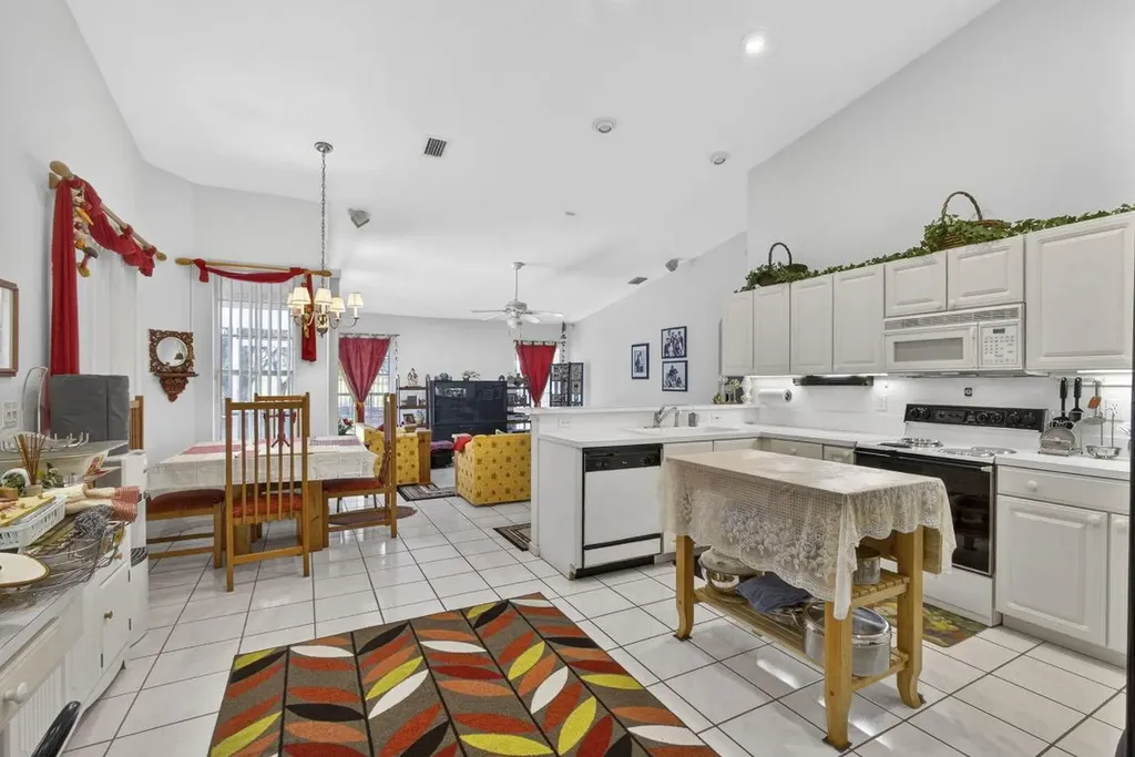 1940 S Club Drive Wellington FL 33414