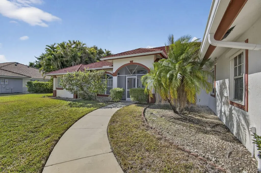 1940 S Club Drive Wellington FL 33414