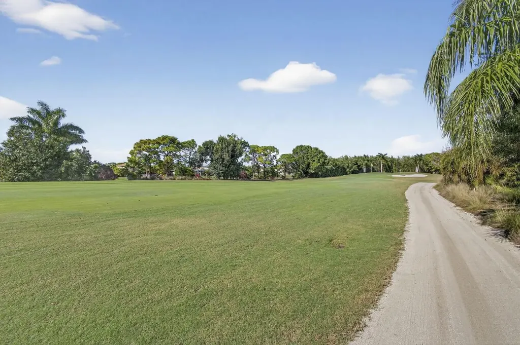 1940 S Club Drive Wellington FL 33414