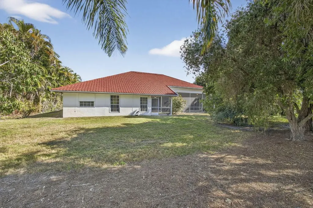 1940 S Club Drive Wellington FL 33414