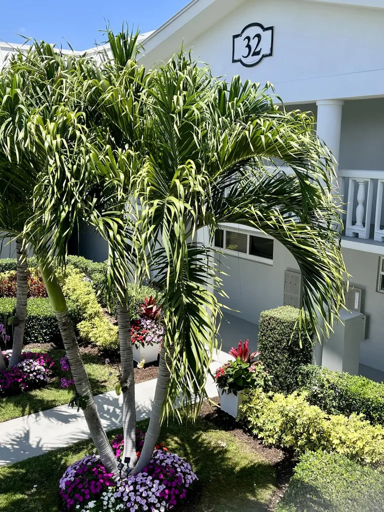 32 Colonial Club Drive Boynton Beach FL 33435