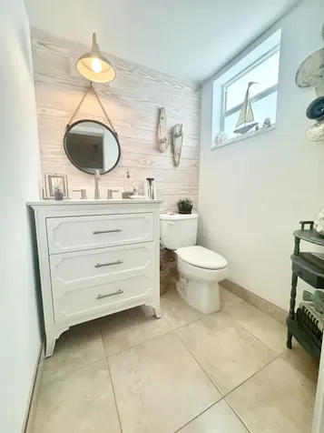 32 Colonial Club Drive Boynton Beach FL 33435
