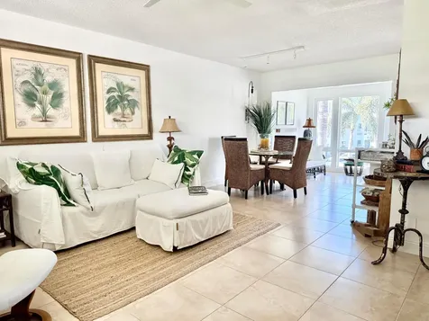32 Colonial Club Drive Boynton Beach FL 33435