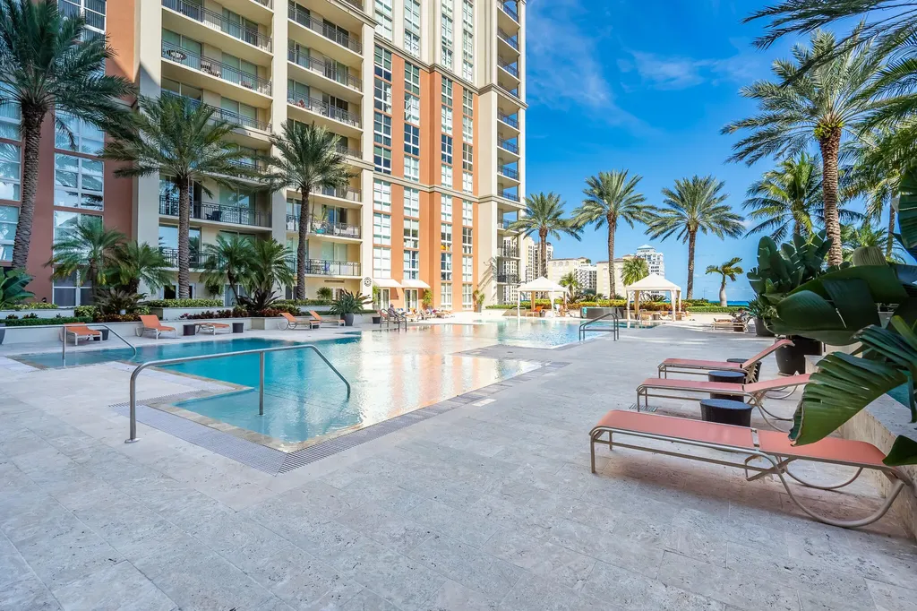 550 Okeechobee Boulevard West Palm Beach FL 33401