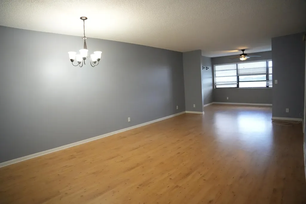 4640 Lucerne Lakes Boulevard W Lake Worth FL 33467