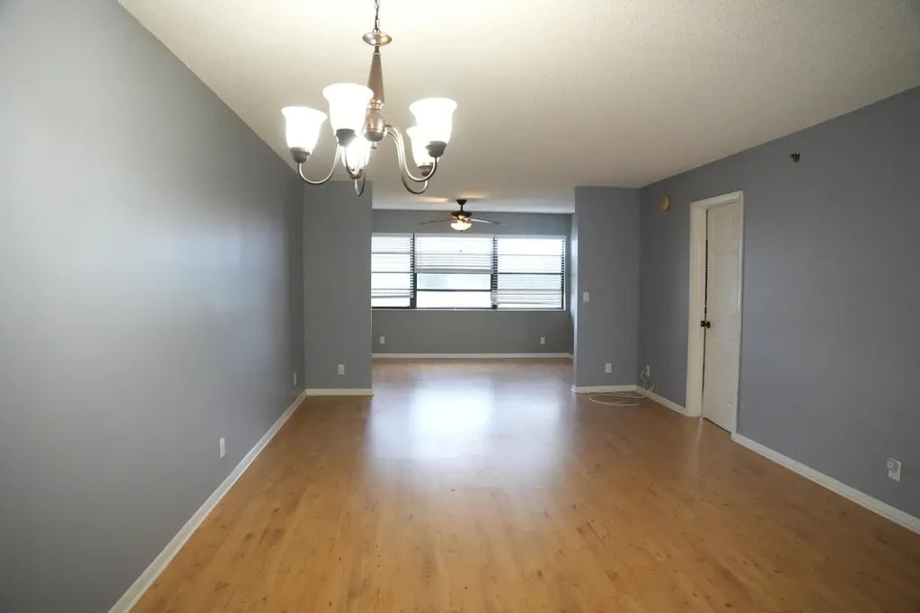 4640 Lucerne Lakes Boulevard W Lake Worth FL 33467