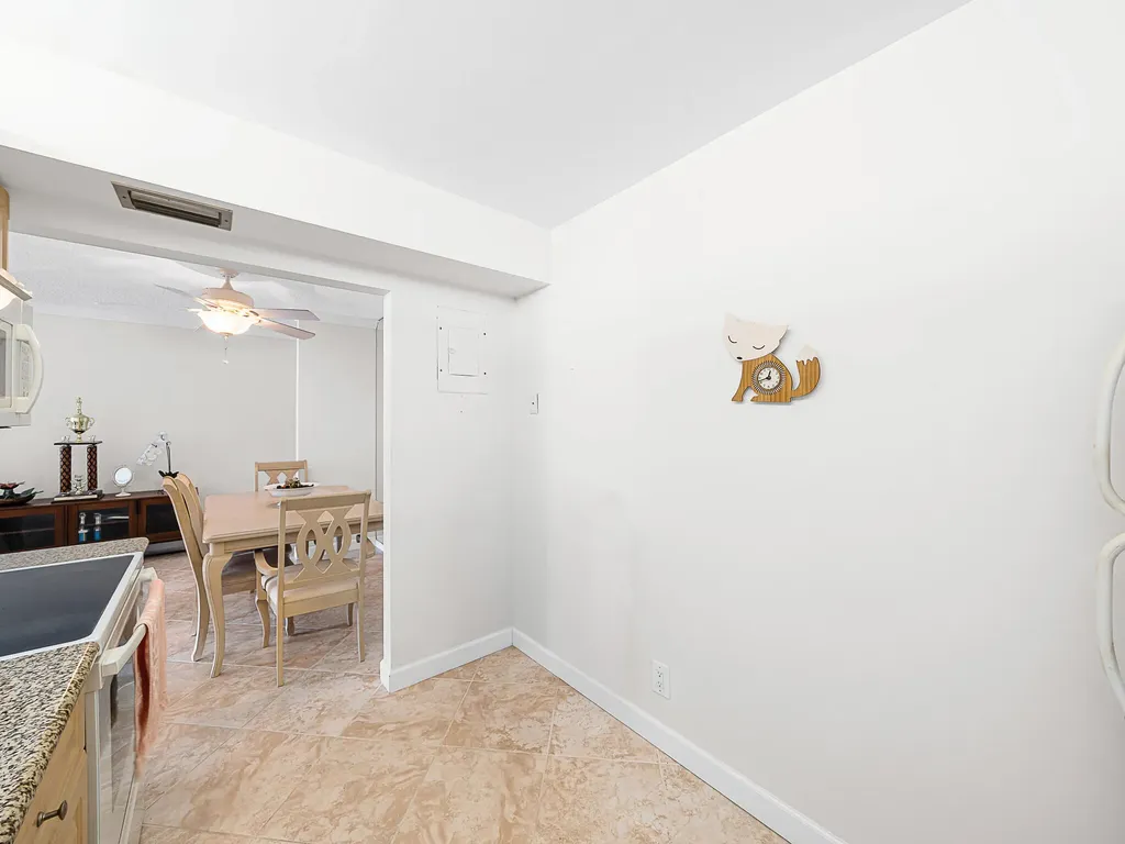 959 SE 2nd Avenue Deerfield Beach FL 33441
