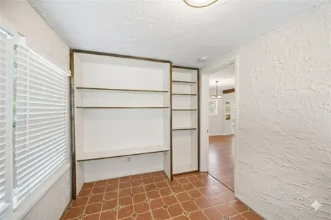 6704 Garden Avenue West Palm Beach FL 33405