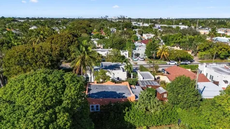 6704 Garden Avenue West Palm Beach FL 33405