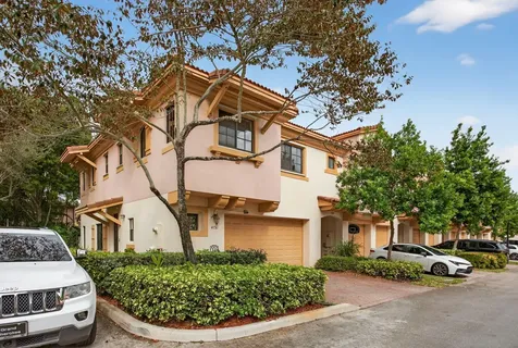 4751 Grand Cypress Circle N Coconut Creek FL 33073