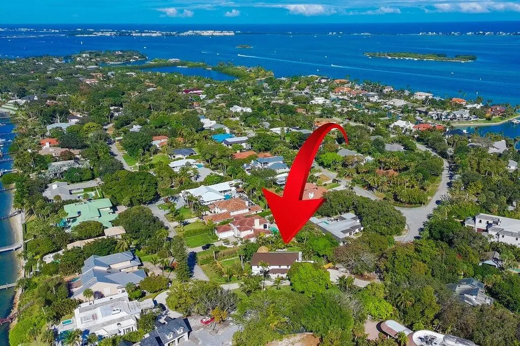 37 E High Point Road Sewalls Point FL 34996