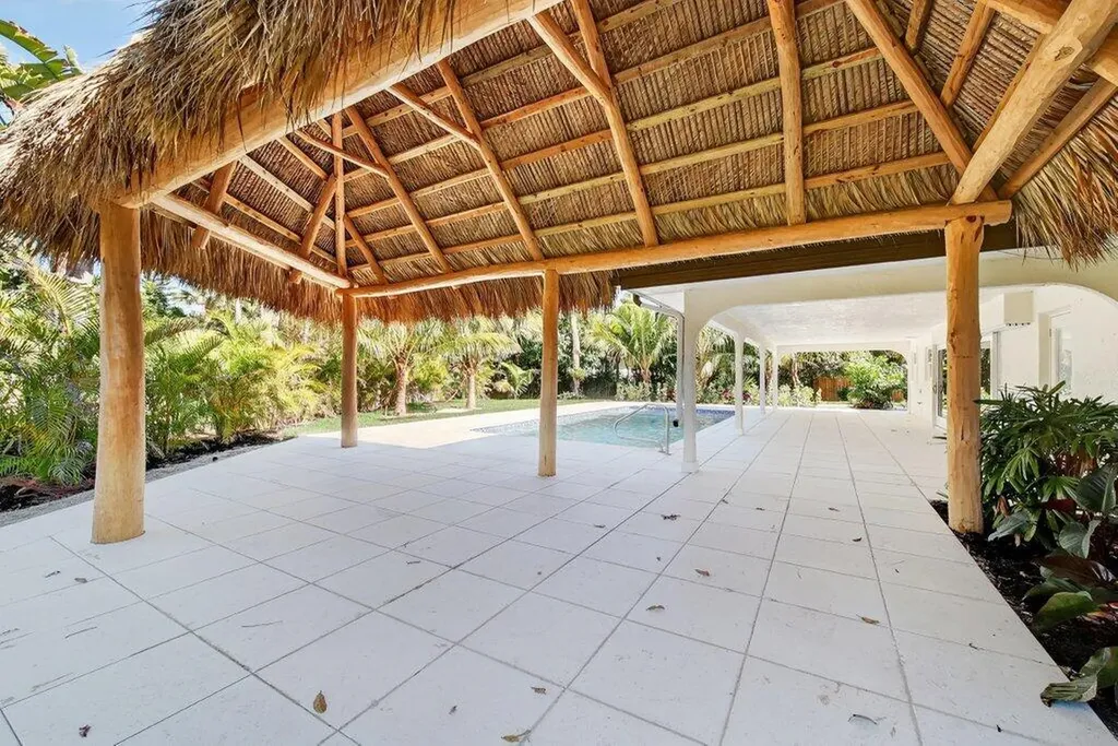 37 E High Point Road Sewalls Point FL 34996