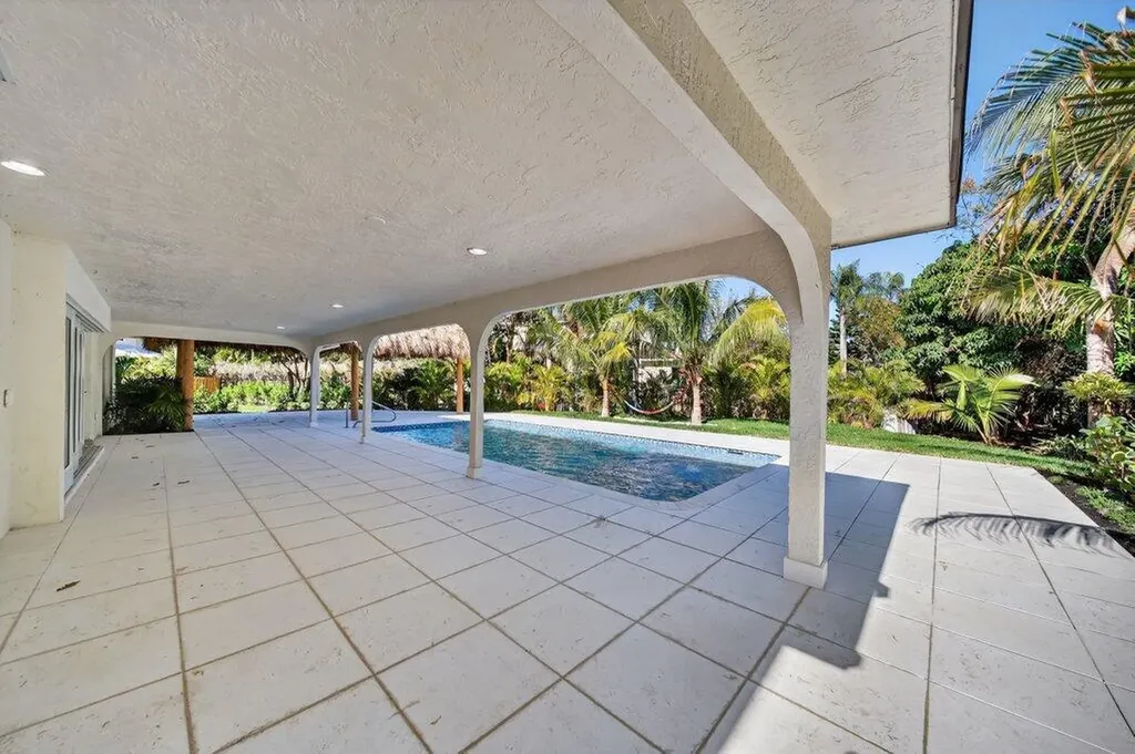 37 E High Point Road Sewalls Point FL 34996