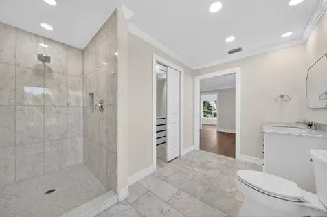 37 E High Point Road Sewalls Point FL 34996