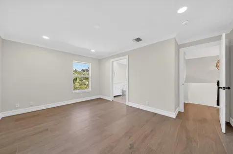 37 E High Point Road Sewalls Point FL 34996