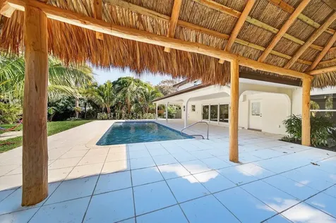 37 E High Point Road Sewalls Point FL 34996