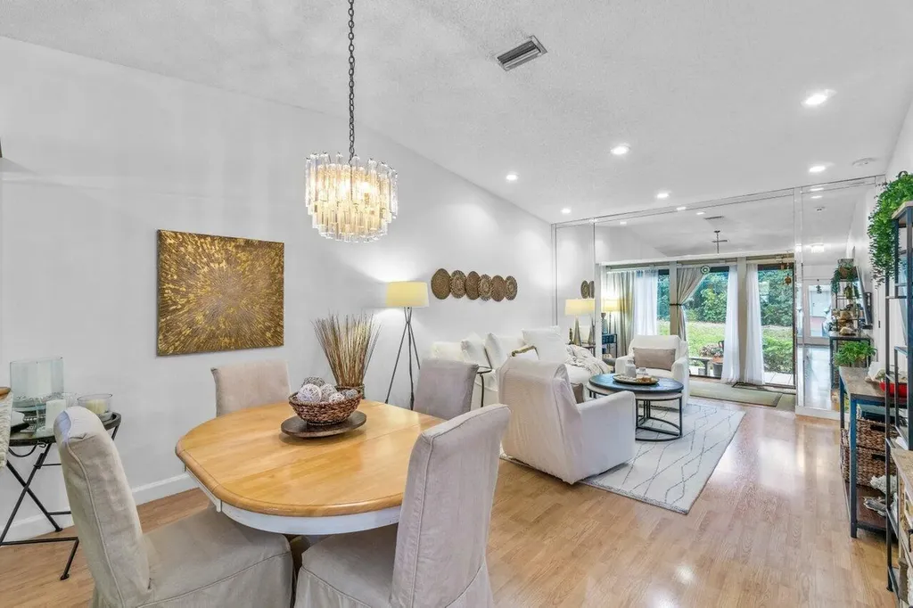 18855 Candlewick Drive Boca Raton FL 33496