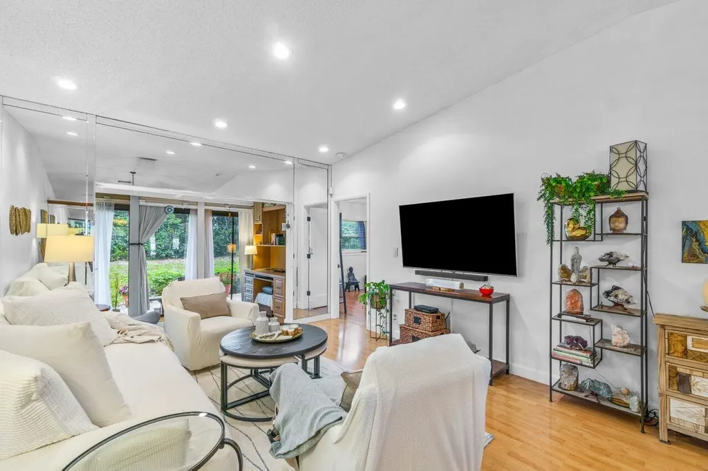 18855 Candlewick Drive Boca Raton FL 33496