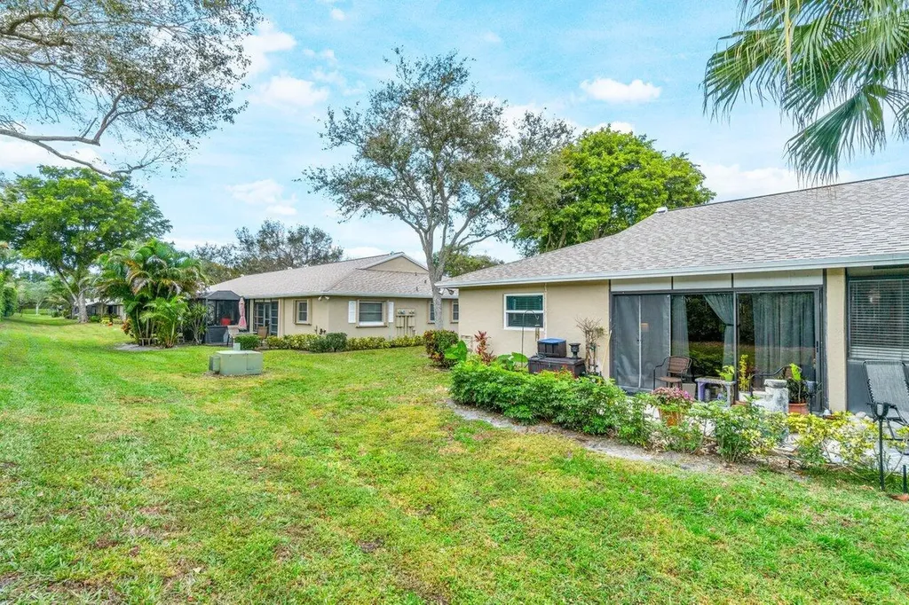 18855 Candlewick Drive Boca Raton FL 33496