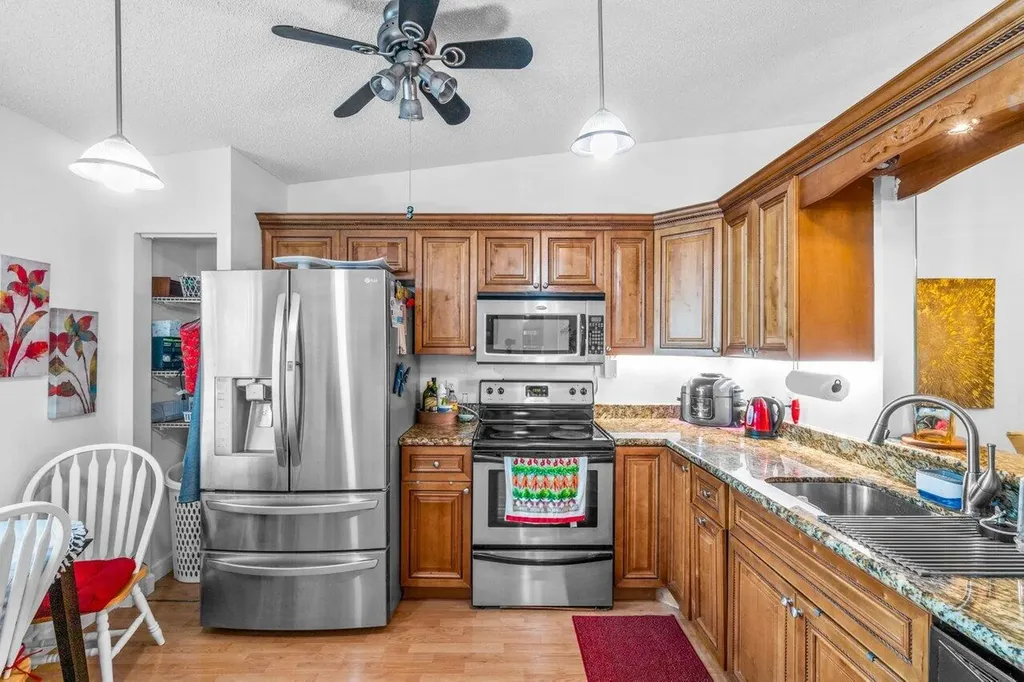 18855 Candlewick Drive Boca Raton FL 33496