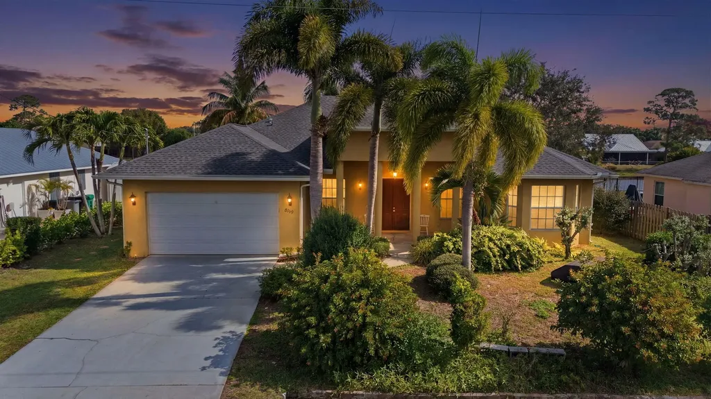 2019 SE Mantua Street Port St Lucie FL 34952
