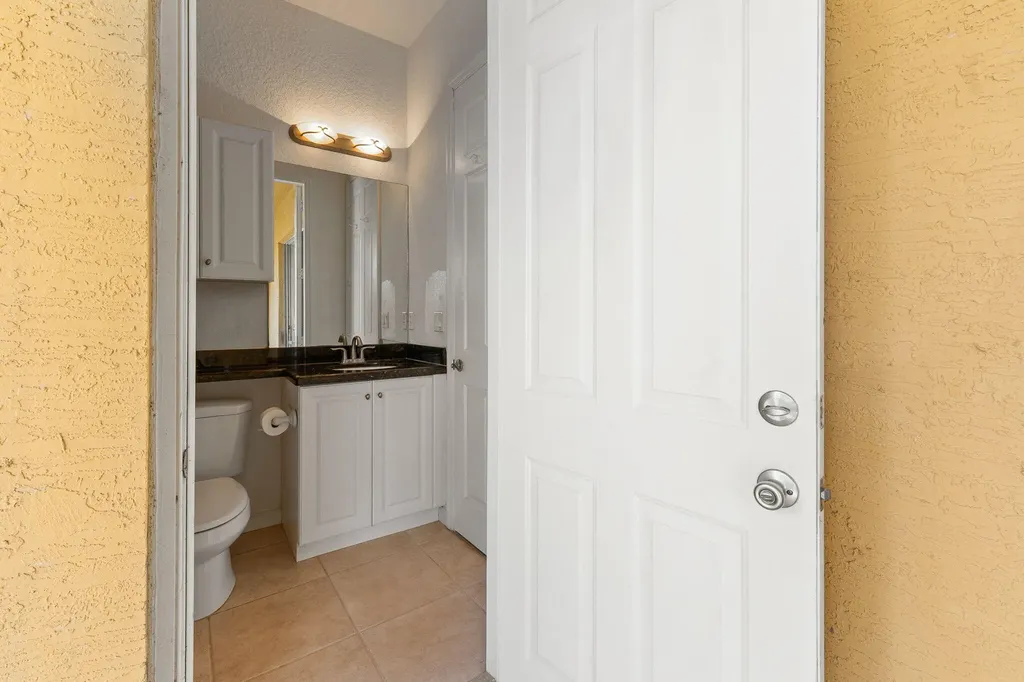 2019 SE Mantua Street Port St Lucie FL 34952