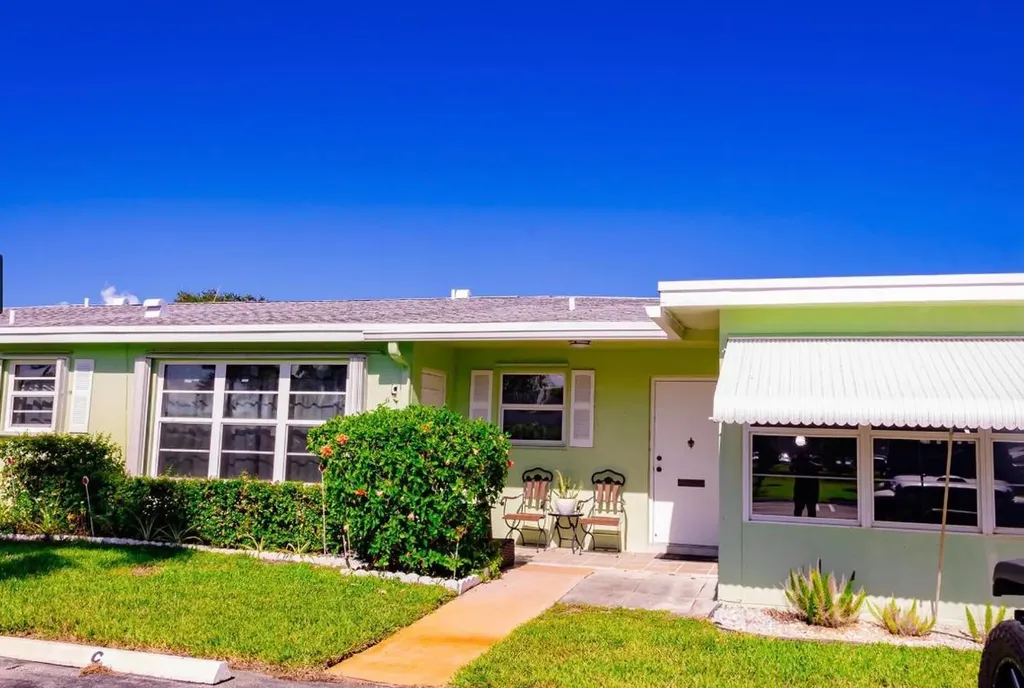 3240 Ridge Hill Road Boynton Beach FL 33435