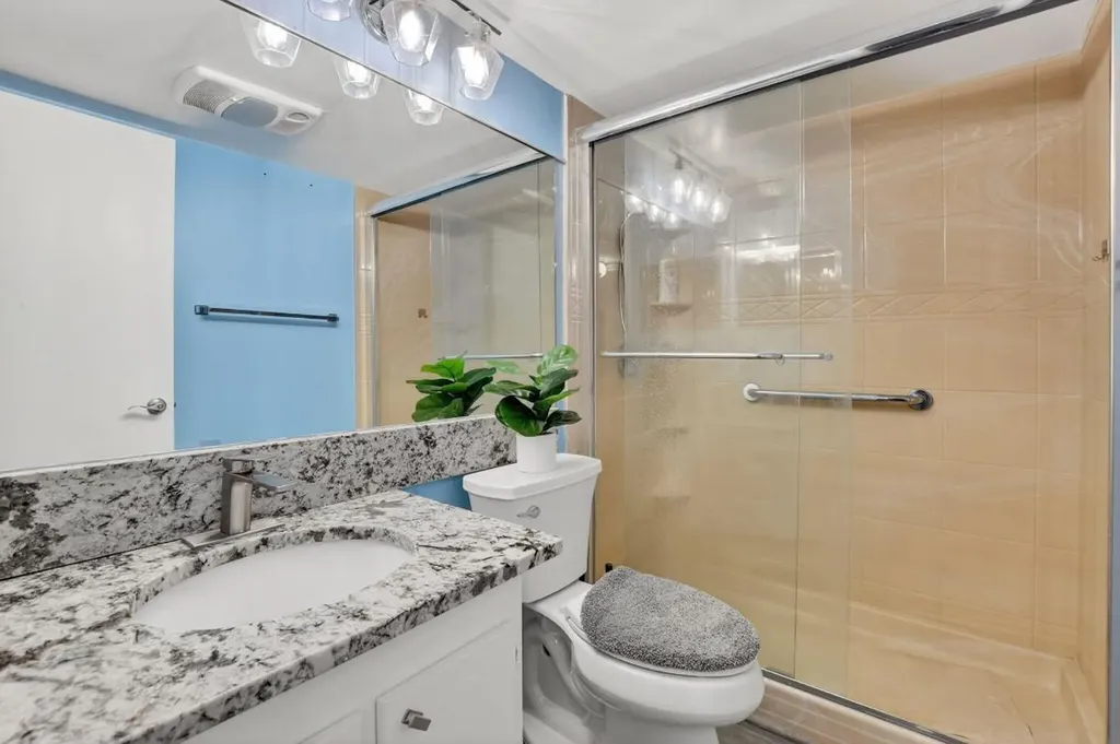 262 Ventnor R Deerfield Beach FL 33442