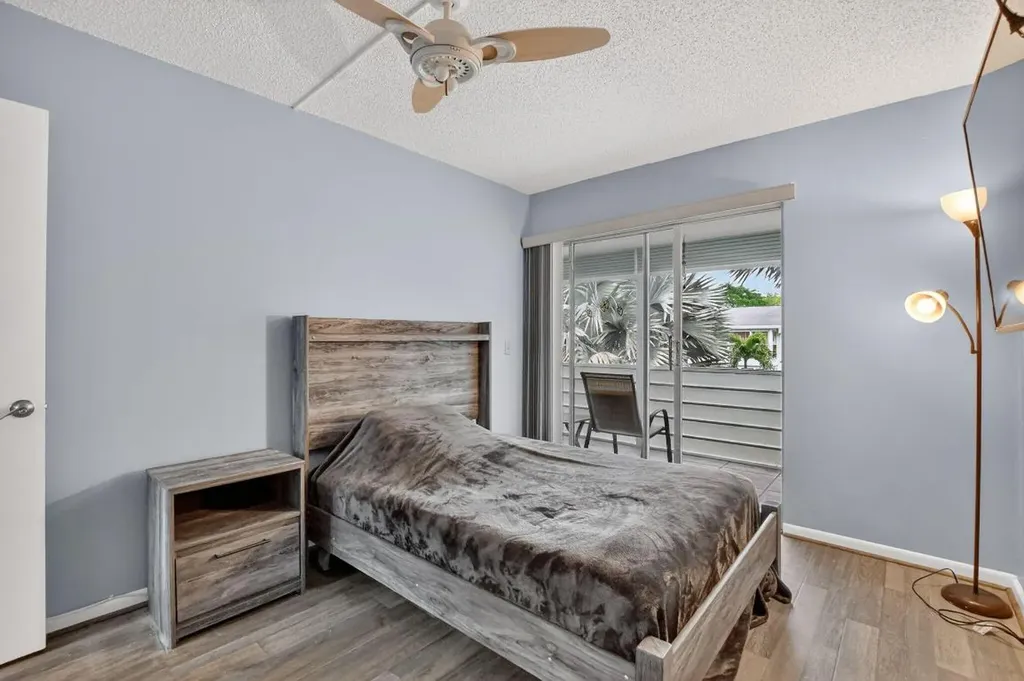 262 Ventnor R Deerfield Beach FL 33442