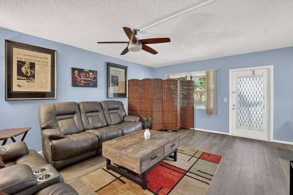 262 Ventnor R Deerfield Beach FL 33442