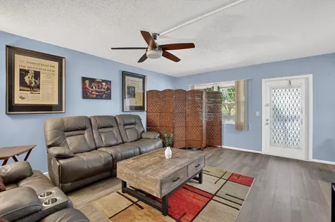 262 Ventnor R Deerfield Beach FL 33442