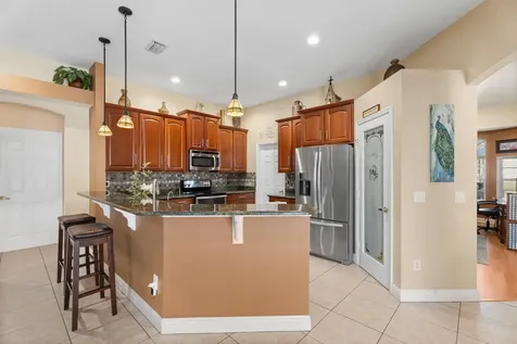 518 SW Ray Avenue Port St Lucie FL 34983