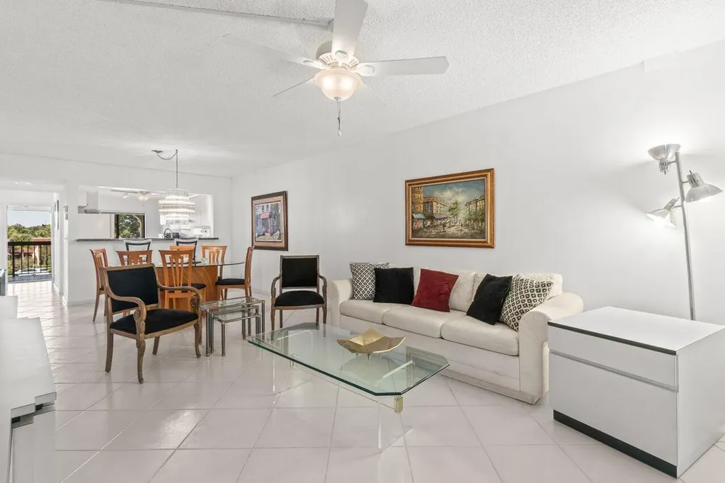 5380 Cedar Lake Drive Boynton Beach FL 33437