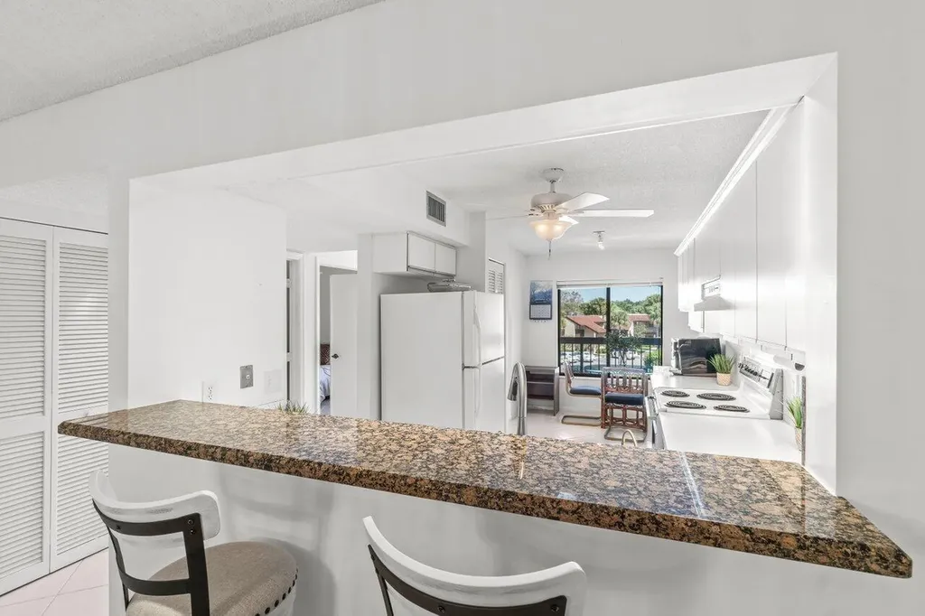 5380 Cedar Lake Drive Boynton Beach FL 33437