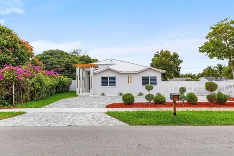202 SE 4th Street Delray Beach FL 33483