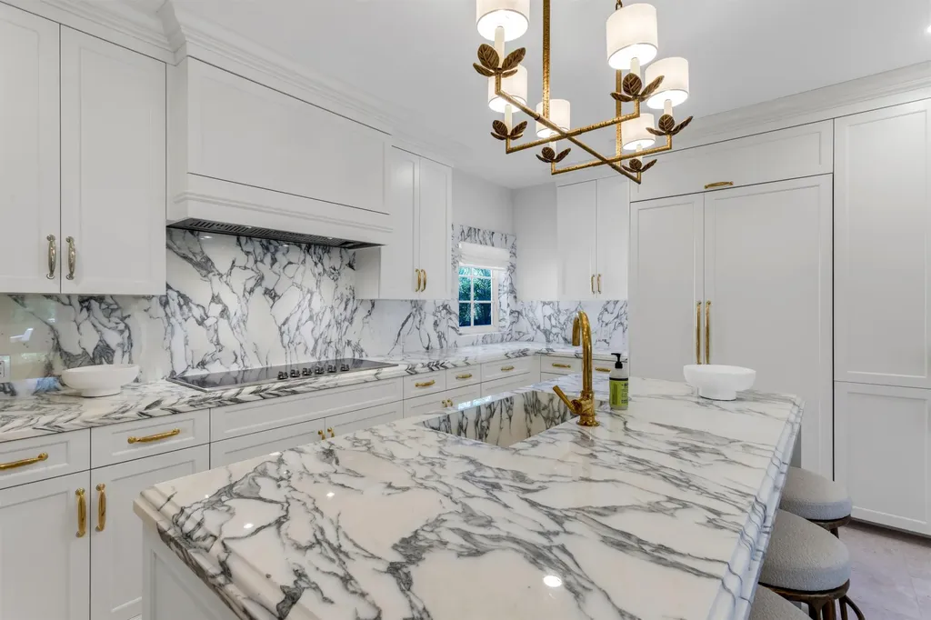 124 Woodbridge Road Palm Beach FL 33480