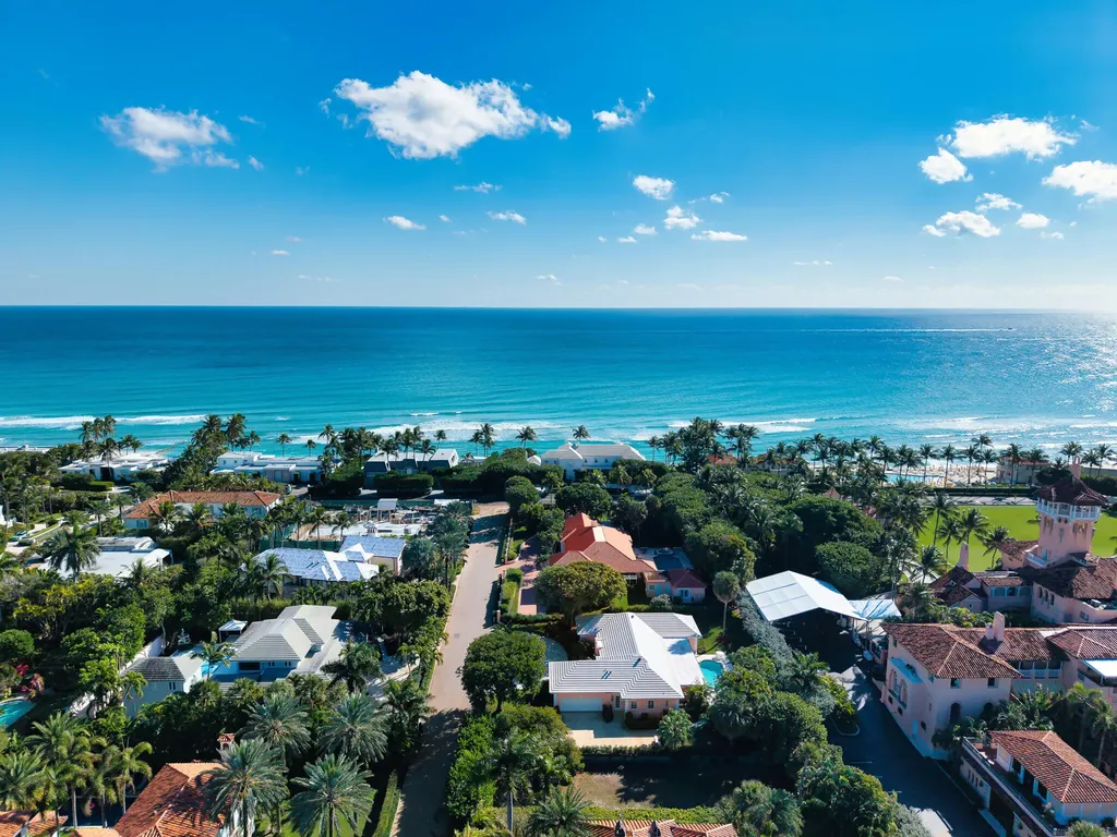 124 Woodbridge Road Palm Beach FL 33480