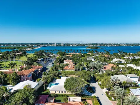 124 Woodbridge Road Palm Beach FL 33480