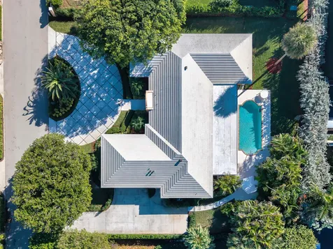 124 Woodbridge Road Palm Beach FL 33480