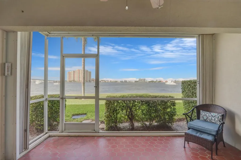 1025 Sugar Sands Boulevard Singer Island FL 33404