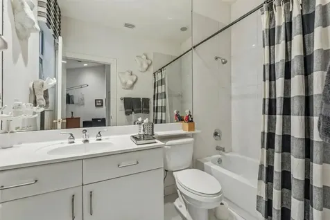 3828 Newhaven Lake Drive Lake Worth FL 33449