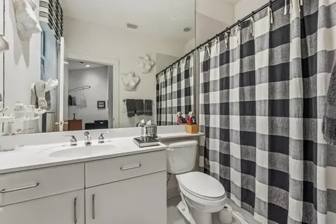 3828 Newhaven Lake Drive Lake Worth FL 33449