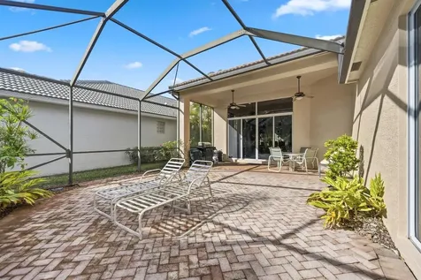 3828 Newhaven Lake Drive Lake Worth FL 33449