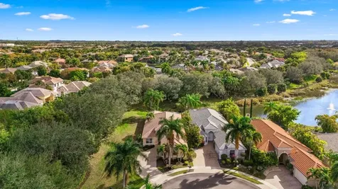3828 Newhaven Lake Drive Lake Worth FL 33449