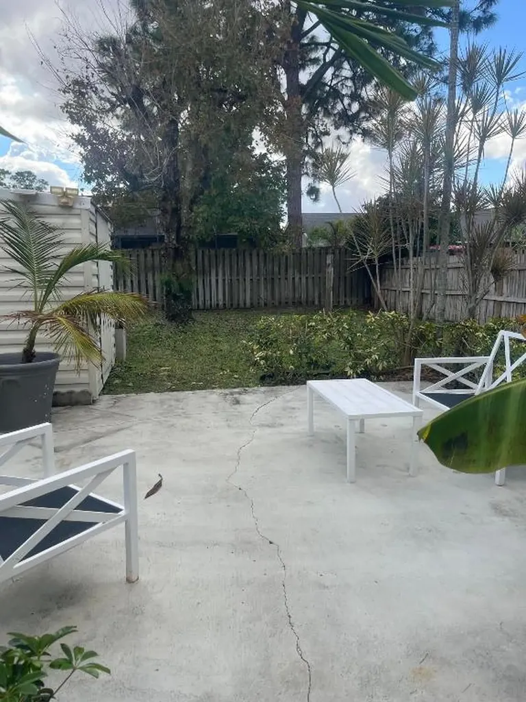 1450 Hawthorne Place Wellington FL 33414