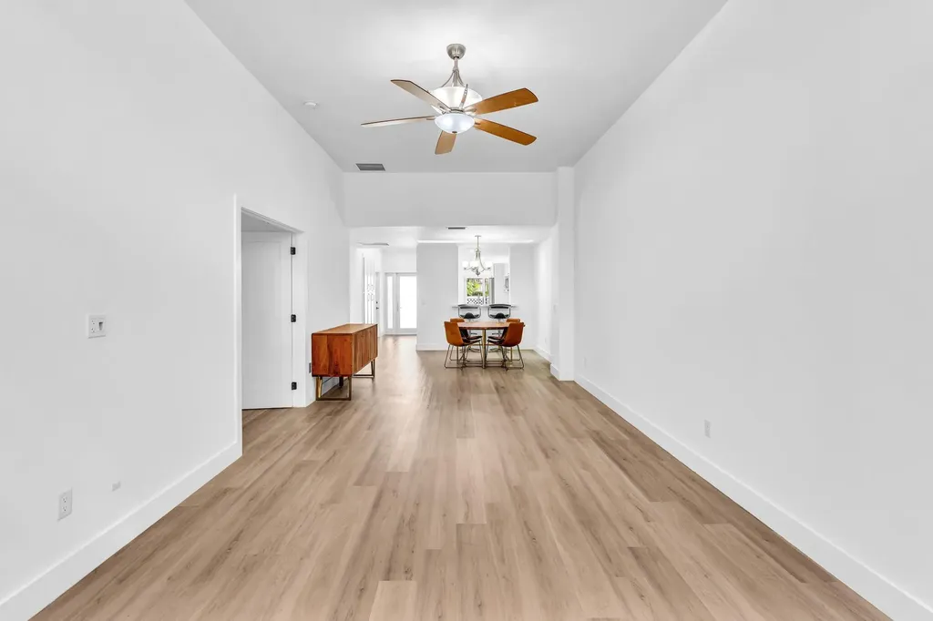 6708 Canary Palm Circle Boca Raton FL 33433