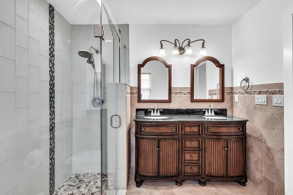 6708 Canary Palm Circle Boca Raton FL 33433
