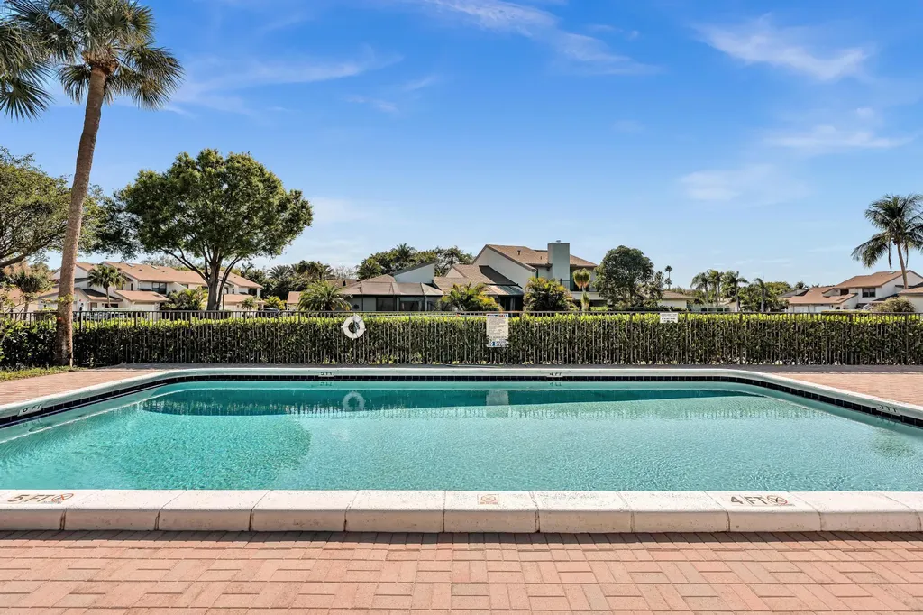 6708 Canary Palm Circle Boca Raton FL 33433