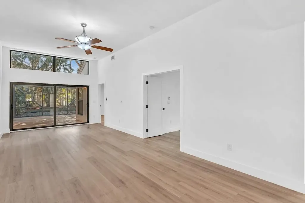6708 Canary Palm Circle Boca Raton FL 33433