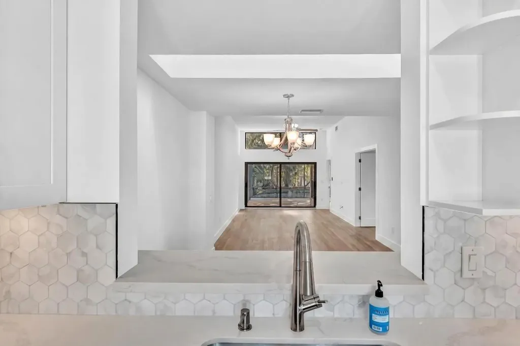 6708 Canary Palm Circle Boca Raton FL 33433